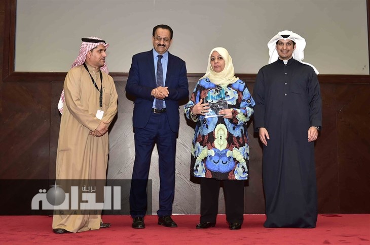 تكريم وفاء الكاظمي
