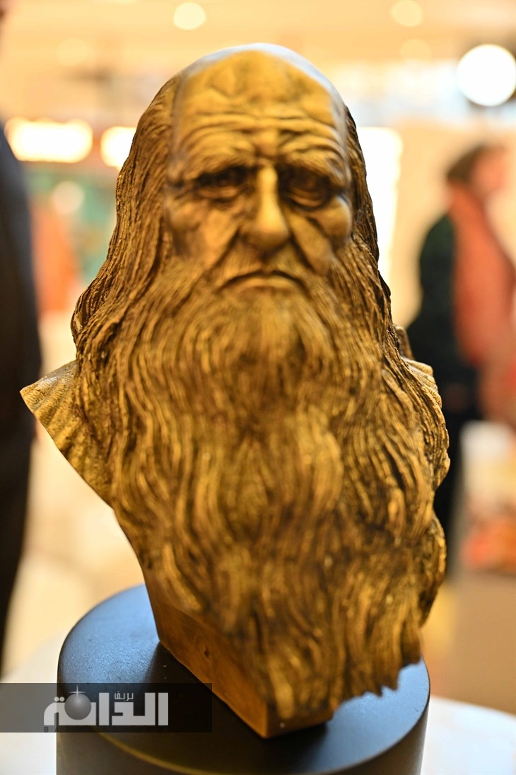 من المعروضات  