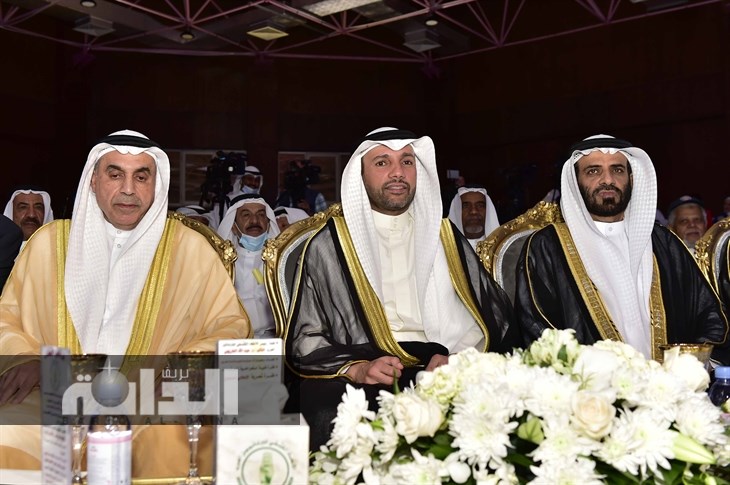 رئيس مجلس الامة مرزوق الغانم يتوسط حمد الرحومي و عبد الله محمد الطريجي